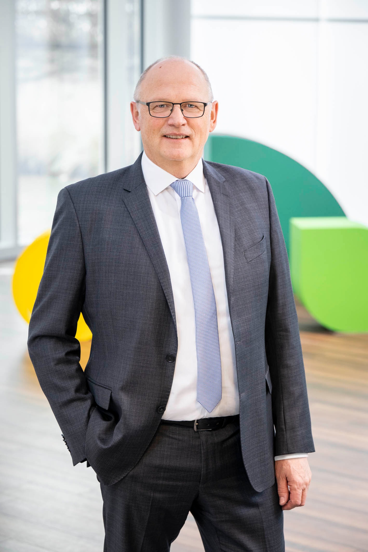 Portrait von Hermann Hesseler